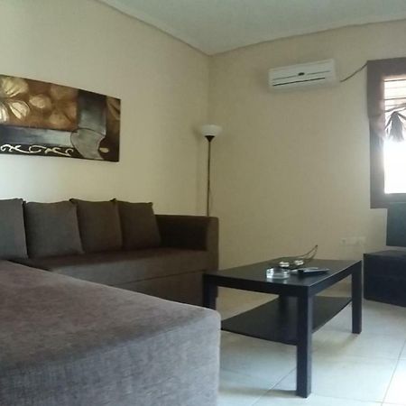 Gougousis Apartments Kaloyiros Esterno foto
