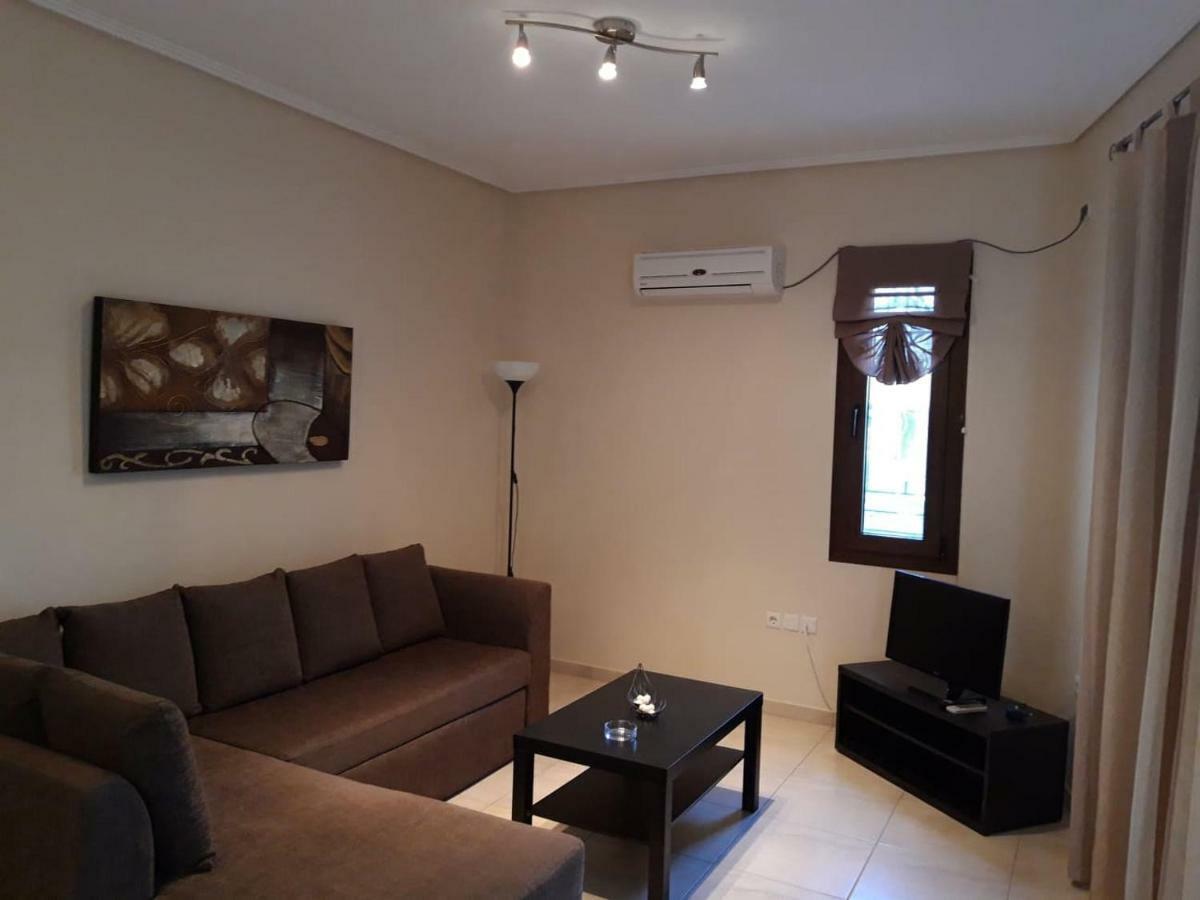 Gougousis Apartments Kaloyiros Esterno foto